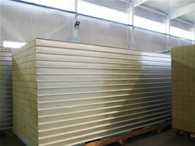 手工巖棉板倉庫實(shí)景